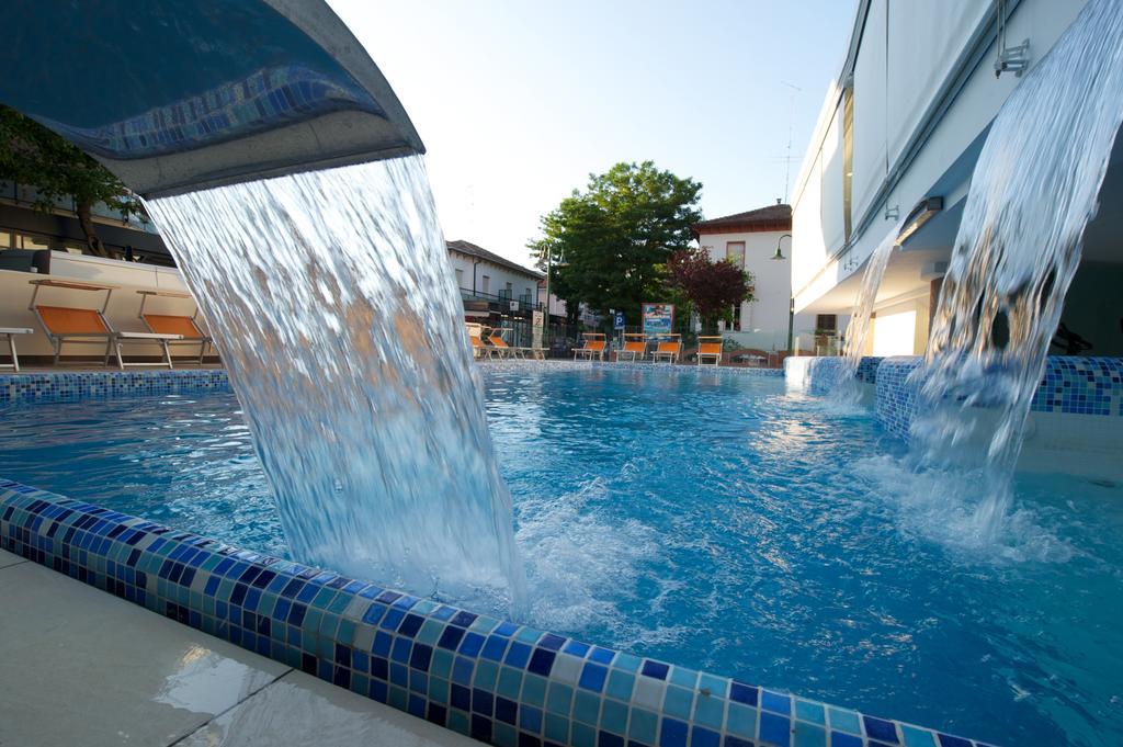 Hotel Lido Cattolica Exteriér fotografie